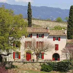 https://la-tuilire-en-luberon.fr-provencehotel.com